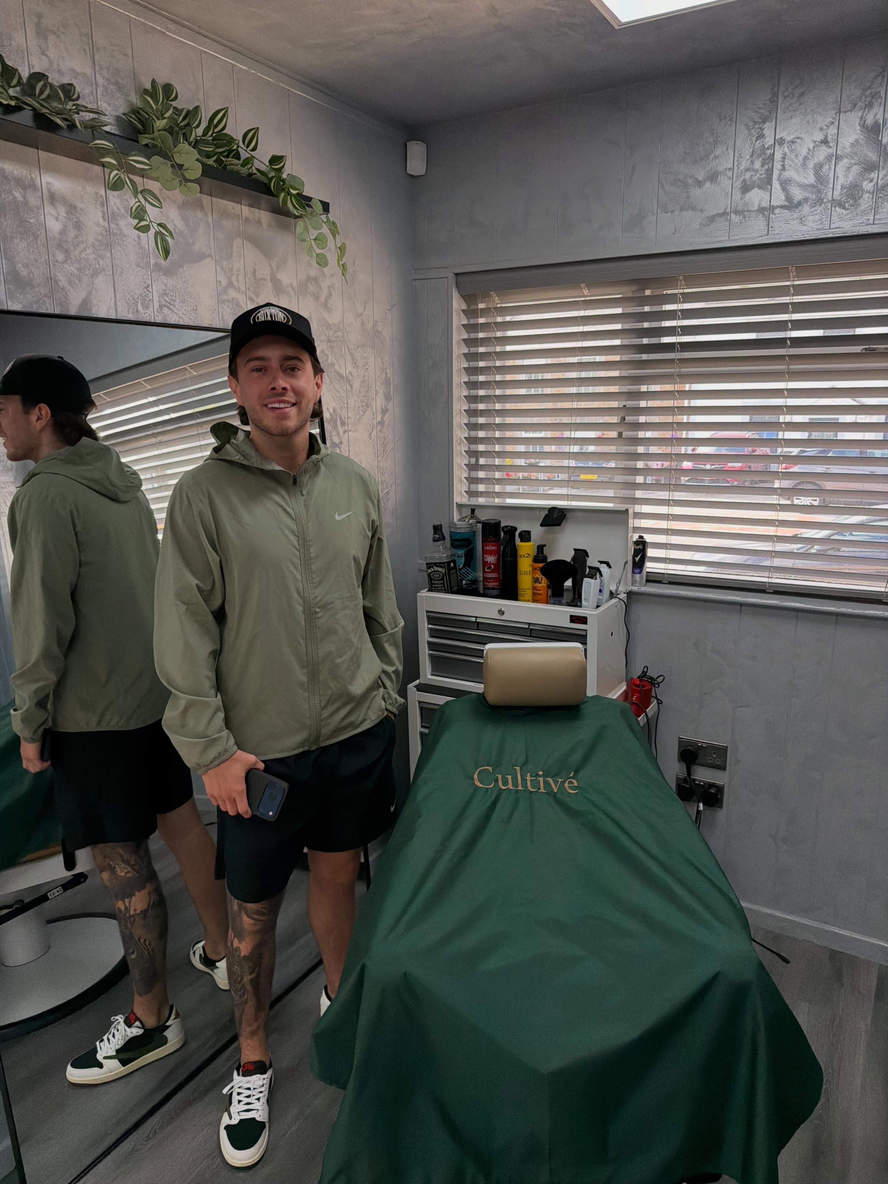 Harry, barber at Cultivé